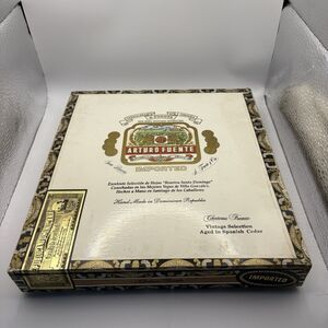 Arturo Fuente Double Chateau Fuente Wooden Cigar Box EMPTY